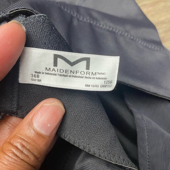 Maidenform Strapless Body-briefer
36B 
NWOT 
Feel and look your ultimate best !! - Picture 5 of 6